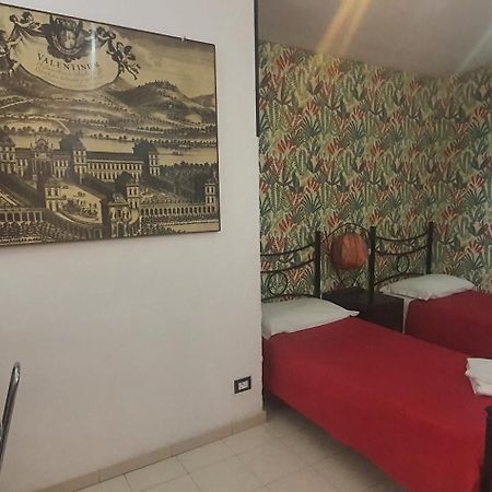 Central Apartment Торино Екстериор снимка